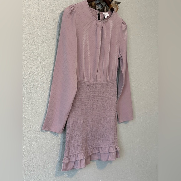 LE LIS Collection Women’s Smocked Mini Dress Long Sleeve Size M NWT Cocktail - Picture 2 of 16
